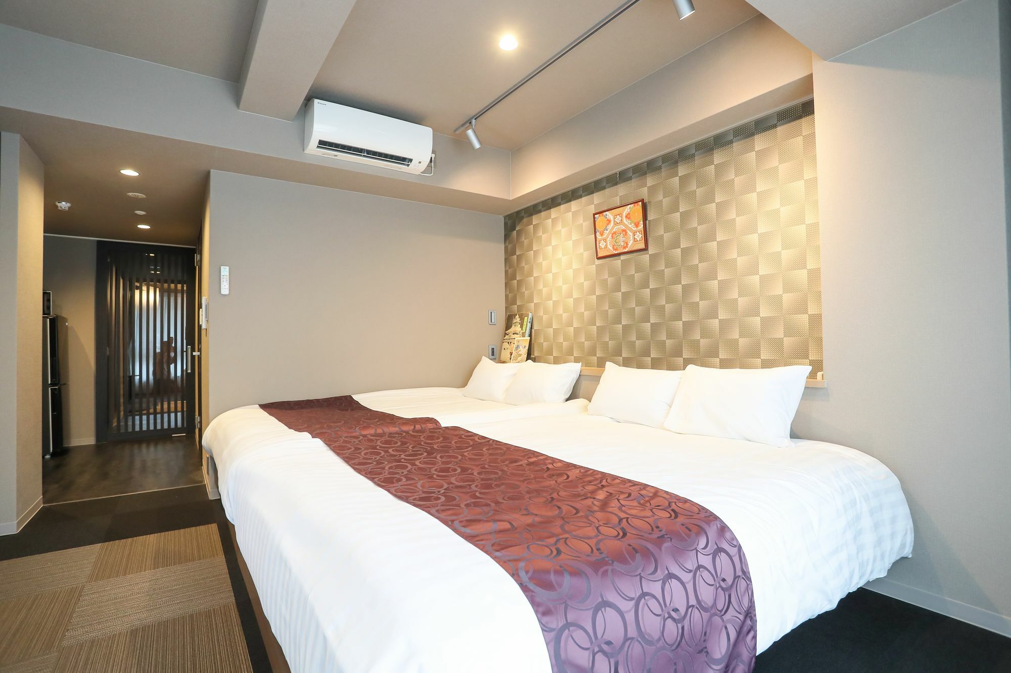 Apartment Hotel 7Key S Киото Екстериор снимка